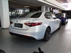 2020 2.0T 280HP Deluxe Edition 2020 2.0T 280HP Deluxe Edition Фото 5 из 47