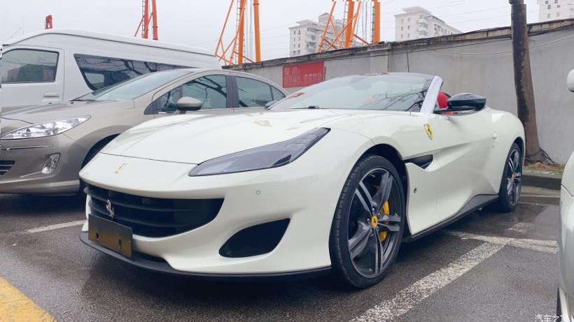 Ferrari 488 Pista