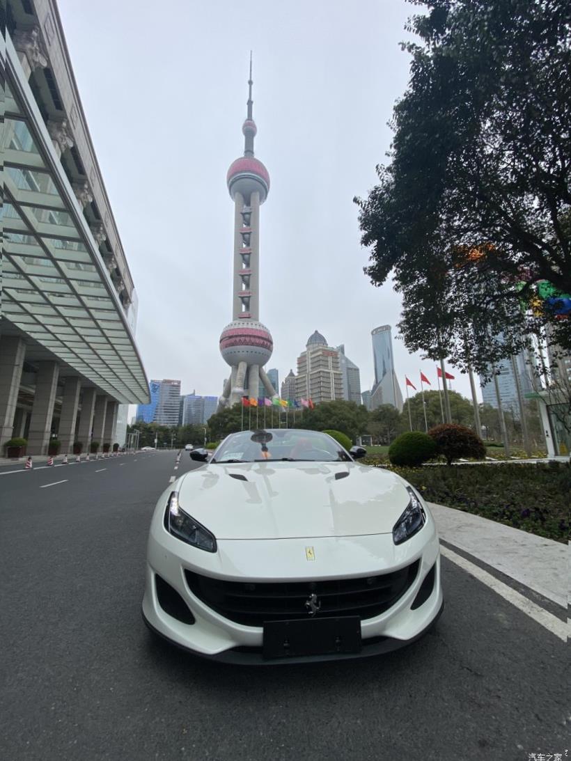 Ferrari 488 Pista