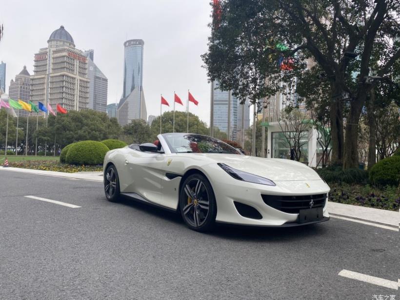 Ferrari 488 Pista