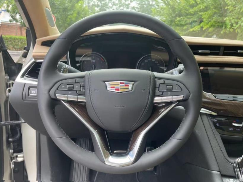 Cadillac XT6 (C1TL)