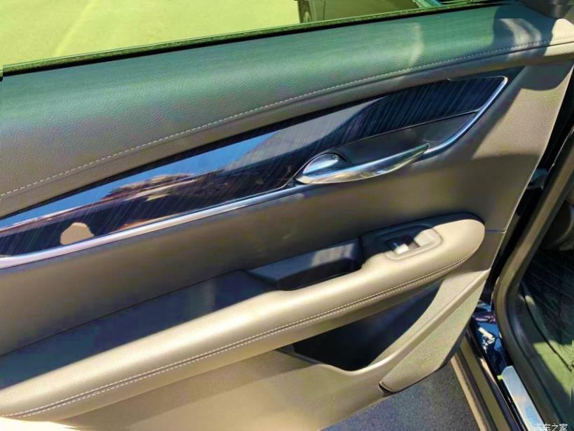 Cadillac XT6 (C1TL)