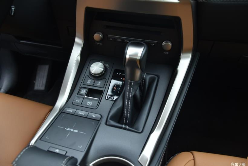 Lexus NX200 (Z10)
