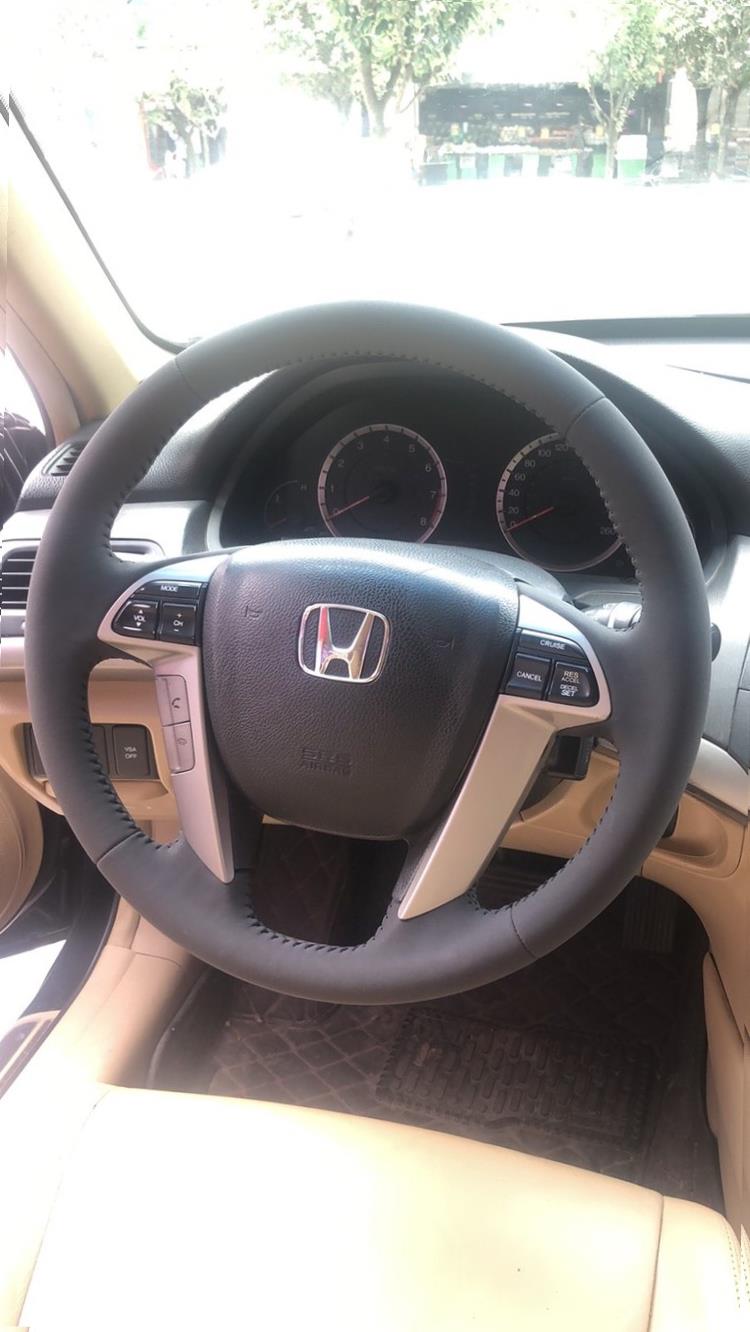 Honda Accord (CR)