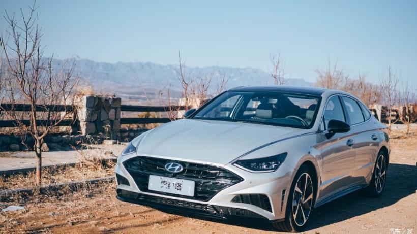 Hyundai Sonata (DN8)