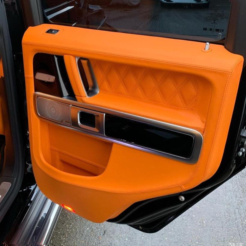 Mercedes-Benz G-Class (W463)