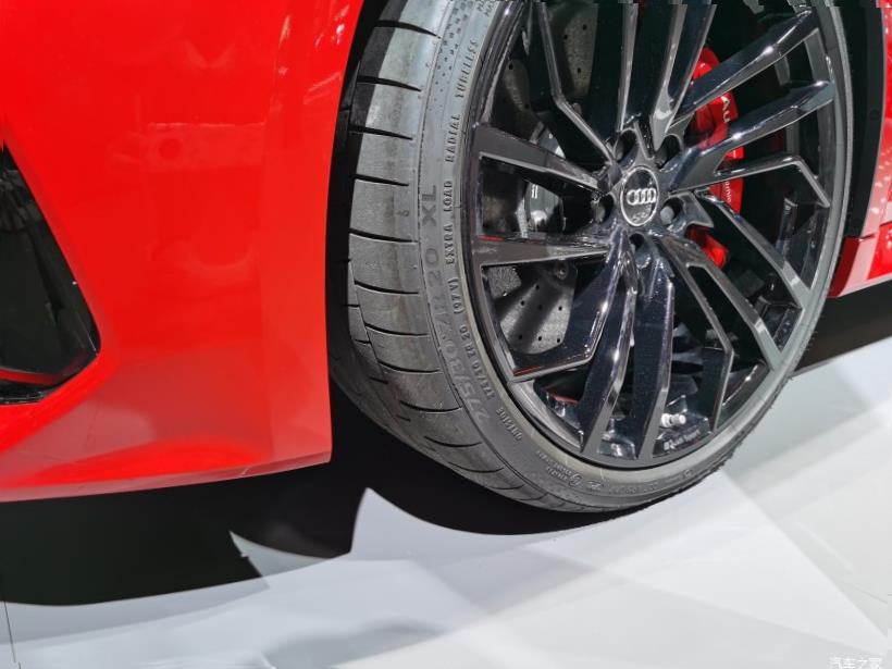 Audi RS7 (C8)