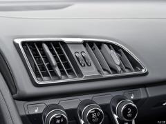 2021 V10 Coupe производительность 2021 V10 Coupe performance Фото 24 из 91