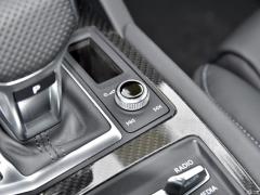 2021 V10 Coupe производительность 2021 V10 Coupe performance Фото 33 из 91