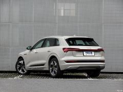 Эксклюзив 55 quattro 2019 года 2019 55 quattro exclusive Фото 6 из 145