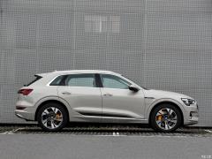 Эксклюзив 55 quattro 2019 года 2019 55 quattro exclusive Фото 5 из 145