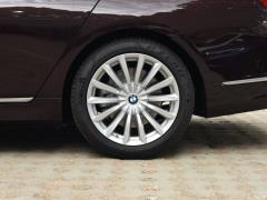 Роскошный набор 730Li для подтяжки лица 2019 года 2019 facelift 730Li luxury set Фото 34 из 47