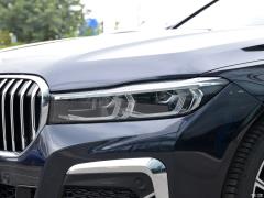 Спортивный костюм 740Li Leading M 2019 с подтяжкой лица 2019 facelift 740Li leading M sports suit Фото 29 из 74