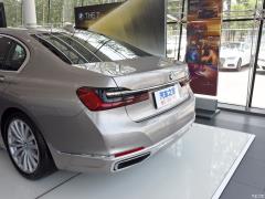 Роскошный набор 730Li для подтяжки лица 2019 года 2019 facelift 730Li luxury set Фото 29 из 43