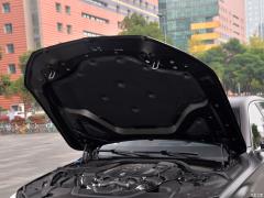Обновленный спортивный костюм 750Li xDrive V8 M 2019 года 2019 facelifted 750Li xDrive V8 M sports suit Фото 14 из 72