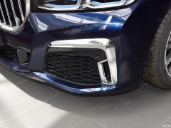 Обновленный спортивный костюм 740Li xDrive Executive M 2019 года 2019 facelifted 740Li xDrive executive M sports suit Фото 18 из 50