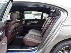 Обновленный спортивный костюм 730Li M 2019 года 2019 facelifted 730Li M sports suit Фото 198 из 465