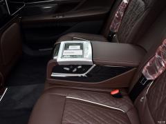 Эксклюзивный спортивный костюм M 740Li с подтяжкой лица 2019 года 2019 facelift 740Li exclusive M sports suit Фото 384 из 465