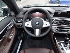 Спортивный костюм 740Li Leading M 2019 с подтяжкой лица 2019 facelift 740Li leading M sports suit Фото 39 из 465
