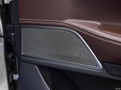 Обновленный спортивный костюм 730Li M 2019 года 2019 facelifted 730Li M sports suit Фото 224 из 465