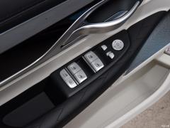 Рестайлинг 740Li xDrive Huacai Custom Limited Edition 2019 года 2019 facelift 740Li xDrive Huacai customized limited edition Фото 38 из 89