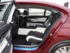 Рестайлинг 740Li xDrive Huacai Custom Limited Edition 2019 года 2019 facelift 740Li xDrive Huacai customized limited edition Фото 48 из 89