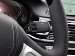 Рестайлинг 740Li xDrive Huacai Custom Limited Edition 2019 года 2019 facelift 740Li xDrive Huacai customized limited edition Фото 16 из 89