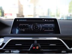 Обновленный спортивный костюм 740Li xDrive Executive M 2019 года 2019 facelifted 740Li xDrive executive M sports suit Фото 34 из 540