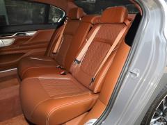 Обновленный спортивный костюм 740Li xDrive Executive M 2019 года 2019 facelifted 740Li xDrive executive M sports suit Фото 235 из 540