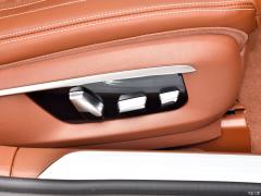 Модельный фейслифтинг модели 740Li xDrive 2019 года выпуска люкс 2019 facelifted 740Li xDrive executive luxury package Фото 355 из 540