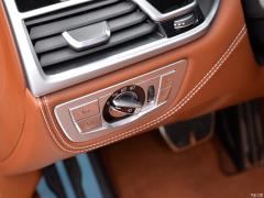 Обновленный спортивный костюм 750Li xDrive V8 M 2019 года 2019 facelifted 750Li xDrive V8 M sports suit Фото 109 из 540