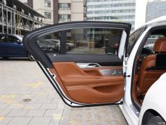 Обновленный спортивный костюм 750Li xDrive V8 M 2019 года 2019 facelifted 750Li xDrive V8 M sports suit Фото 476 из 540