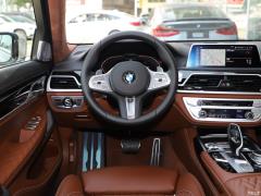 Обновленный спортивный костюм 740Li xDrive Executive M 2019 года 2019 facelifted 740Li xDrive executive M sports suit Фото 2 из 540