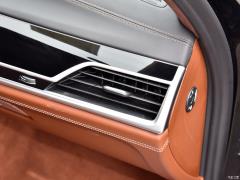 Модельный фейслифтинг модели 740Li xDrive 2019 года выпуска люкс 2019 facelifted 740Li xDrive executive luxury package Фото 99 из 540