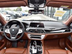 Модельный фейслифтинг модели 740Li xDrive 2019 года выпуска люкс 2019 facelifted 740Li xDrive executive luxury package Фото 59 из 540