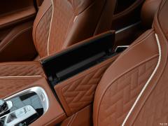 Обновленный спортивный костюм 750Li xDrive V8 M 2019 года 2019 facelifted 750Li xDrive V8 M sports suit Фото 389 из 540