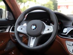 Обновленный спортивный костюм 740Li xDrive Executive M 2019 года 2019 facelifted 740Li xDrive executive M sports suit Фото 17 из 540