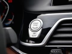 Обновленный спортивный костюм 750Li xDrive V8 M 2019 года 2019 facelifted 750Li xDrive V8 M sports suit Фото 146 из 540