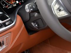 Обновленный спортивный костюм 750Li xDrive V8 M 2019 года 2019 facelifted 750Li xDrive V8 M sports suit Фото 111 из 540