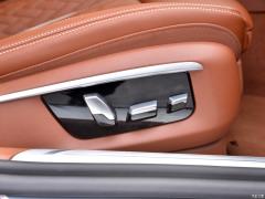 Обновленный спортивный костюм 750Li xDrive V8 M 2019 года 2019 facelifted 750Li xDrive V8 M sports suit Фото 423 из 540