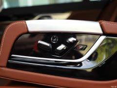 Обновленный спортивный костюм 740Li xDrive Executive M 2019 года 2019 facelifted 740Li xDrive executive M sports suit Фото 253 из 540