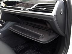 Обновленный спортивный костюм 730Li M 2019 года 2019 facelifted 730Li M sports suit Фото 19 из 45