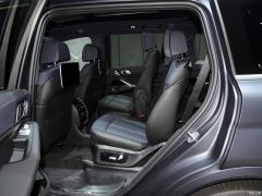Коллекция xDrive M50i Faye 2020 года 2020 xDrive M50i Faye Collection Edition Фото 42 из 70