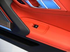 Спортивный ночной комплект sDrive 25i M 2019 г. 2019 sDrive 25i M Sports Night Set Фото 18 из 21
