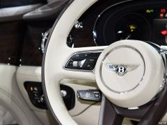 2021 4.0T V8 Первое издание, ограниченное издание 2021 4.0T V8 First Edition Limited Edition Фото 13 из 82