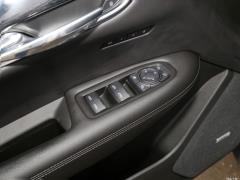 2021 2.0T полноприводная роскошь 2021 2.0T two-wheel drive luxury Фото 243 из 372