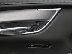 Шестиместный полноприводный автомобиль 2021 2.0T 2021 2.0T six-seater four-wheel drive style Фото 581 из 872
