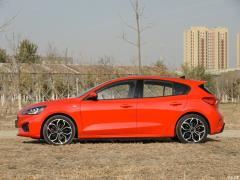 2021 Хэтчбек EcoBoost 180 Automatic ST Line 2021 Hatchback EcoBoost 180 Automatic ST Line Фото 4 из 65
