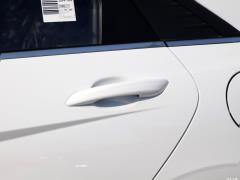 2021 1,5-литровый вариатор LUX Premium Edition 2021 1.5L CVT LUX Premium Edition Фото 33 из 73