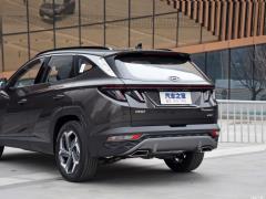 2021 Tucson L 1,5 т LUX Premium Edition 2021 Tucson L 1.5T LUX Premium Edition Фото 44 из 66